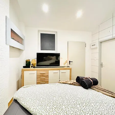 Apartman Cozy In Area