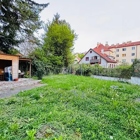 Cozy Studio Apartment In Central Area クロスターノイブルク