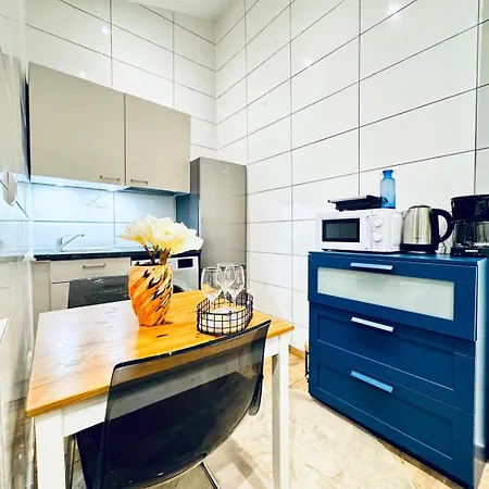 アパート Cozy Studio Apartment In Central Area